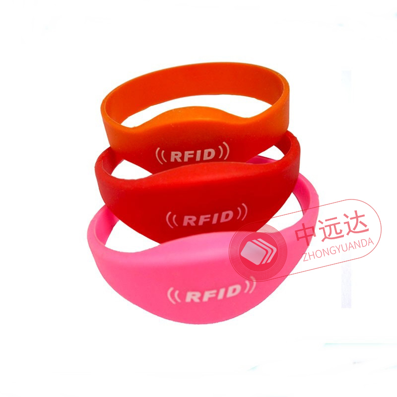Adjustable rfid UHF silicone wristband